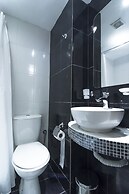 Elikon Hotel