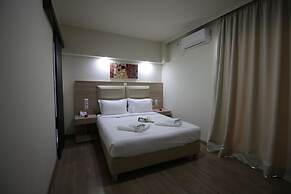 Elikon Hotel