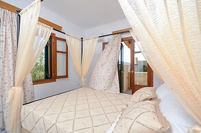 Naxos Cottage