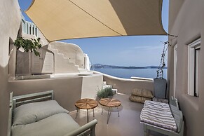 Ammos Oia Mansion