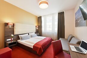 KOOS Hotel&Apartments