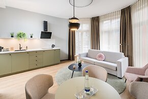 KOOS Hotel&Apartments