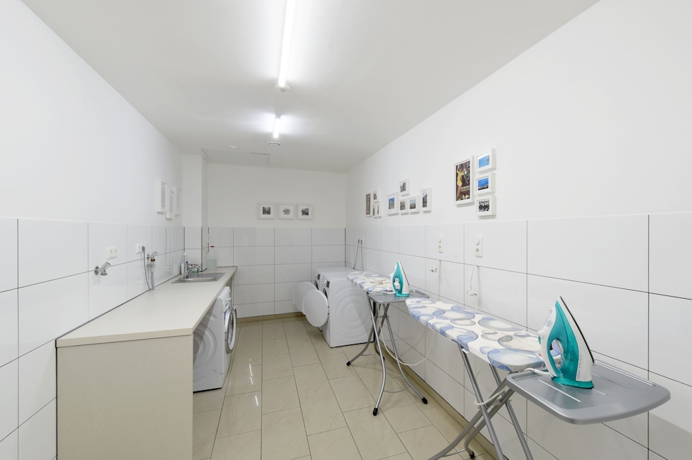 KOOS Hotel&Apartments