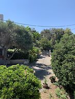 Terpsichori Villa & Apartments