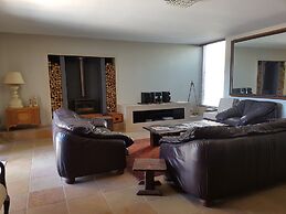 Melkbosch Guesthouse
