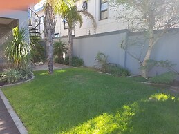 Melkbosch Guesthouse