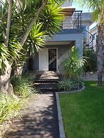 Melkbosch Guesthouse