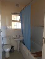 Melkbosch Guesthouse