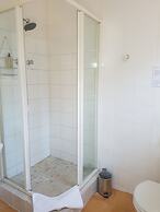 Melkbosch Guesthouse
