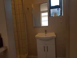 Melkbosch Guesthouse