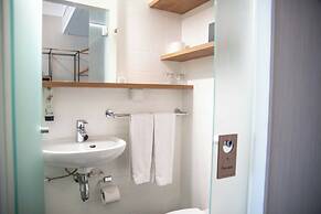 Good Hotel London