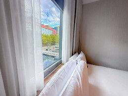 Good Hotel London