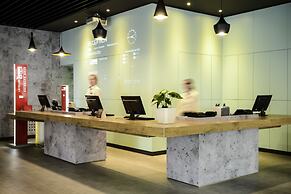 ibis Yerevan Center
