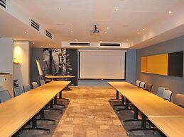 ibis Yerevan Center