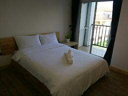 Hughomestay Hotel