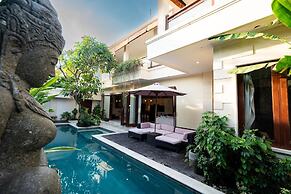 Villa Tepi Sungai
