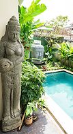 Villa Tepi Sungai