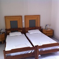 Manias Apartments