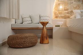 Proteas Hotel & Suites