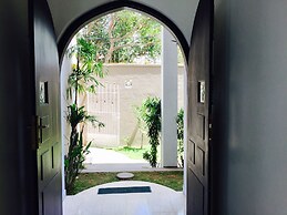 Villa Raha