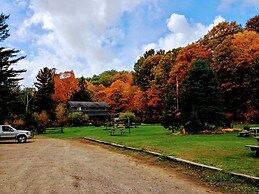Dwight Riverside Inn