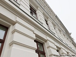 City Park Apartment 23