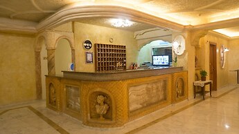 Aphrodite Hotel
