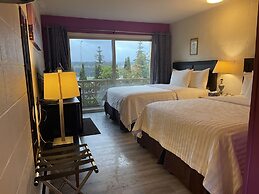 Holiday House Motel