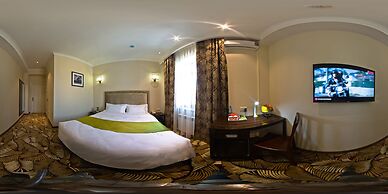Garden Hotel