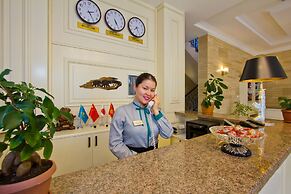 Garden Hotel