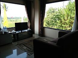 Bukit Alamanda Resort & Resto