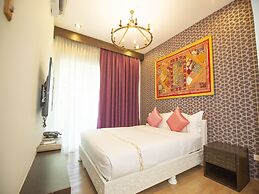 The Grand Morocc Hotel