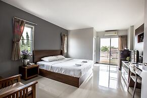 Central place serviced apartment 1