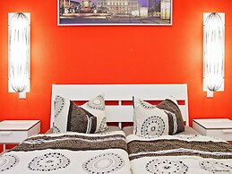 City Park Apartments Ludi