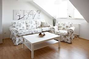 City Park Apartments Ludi