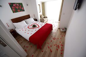 White Palace Otel