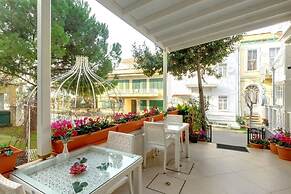 White Palace Otel