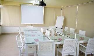White Palace Otel