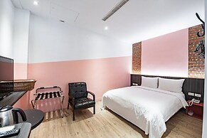 Here B&B
