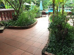 L'Elephant Blanc Resort