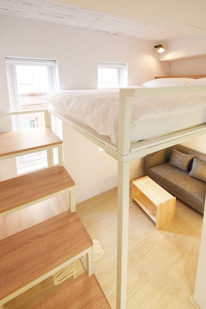 OwlStay Flip Flop Hostel Garden