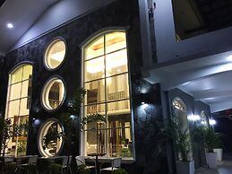 Ayaana Boutique Hotel