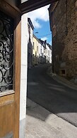 B&B Golden Lion