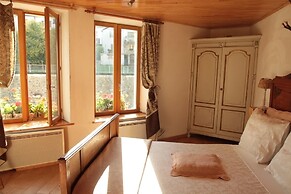 B&B Golden Lion