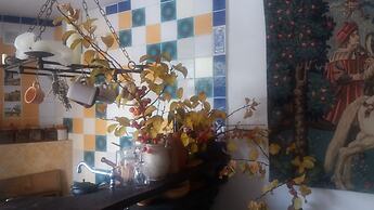 B&B Golden Lion