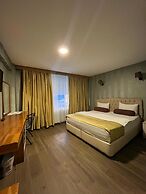 Kuzen Otel - Adults Only