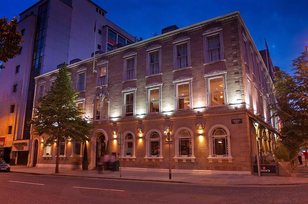 DoubleTree by Hilton Belfast City Ten Square
