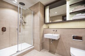 DoubleTree by Hilton Belfast City Ten Square