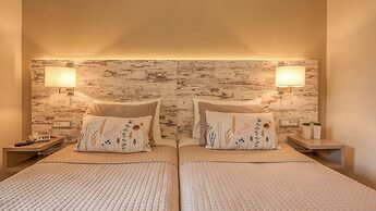 Peli Hotel