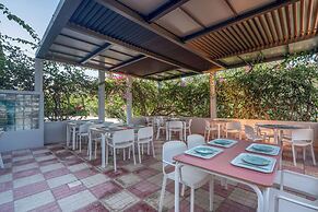 Peli Hotel